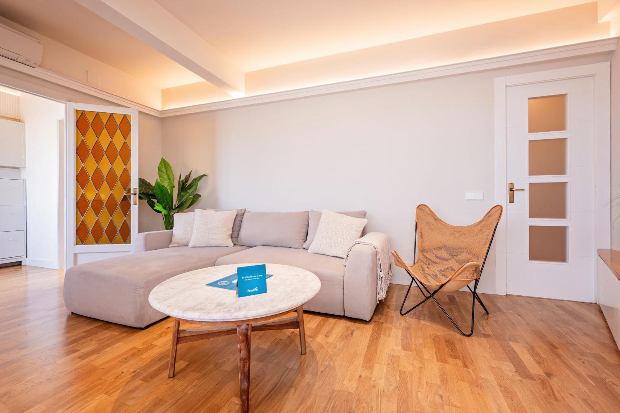 Sweett - Atic Eloi Apartment Barcelona Bagian luar foto